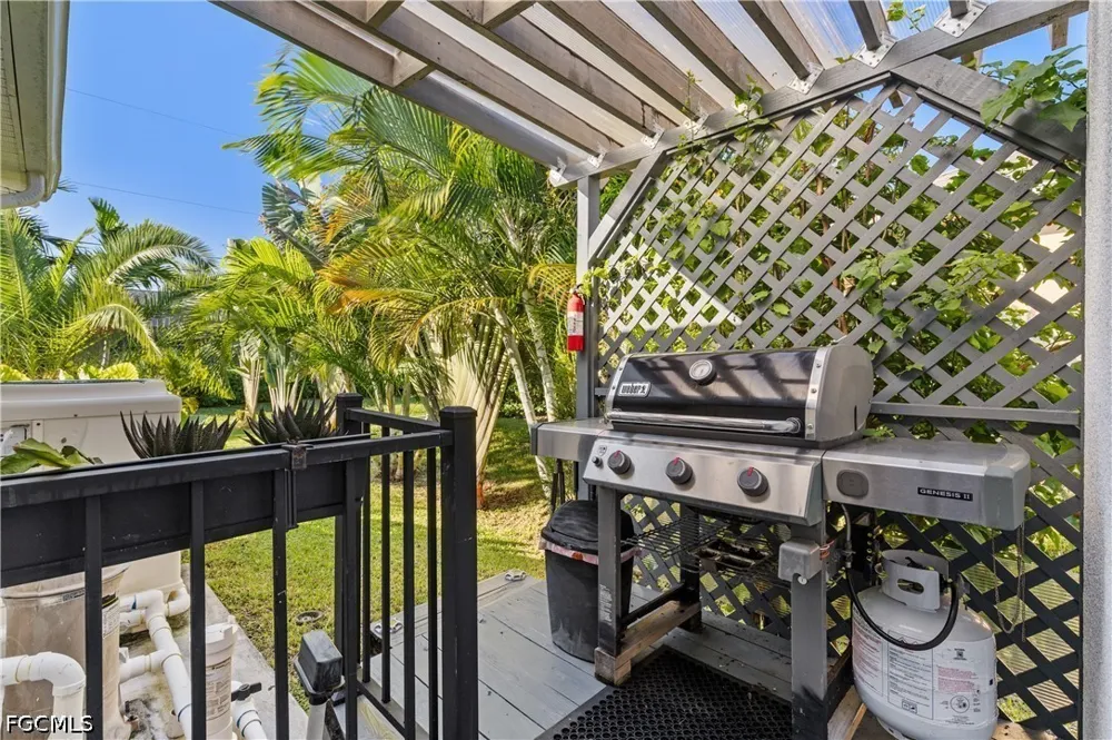 SW 47th Street Cape Coral, FL 33914