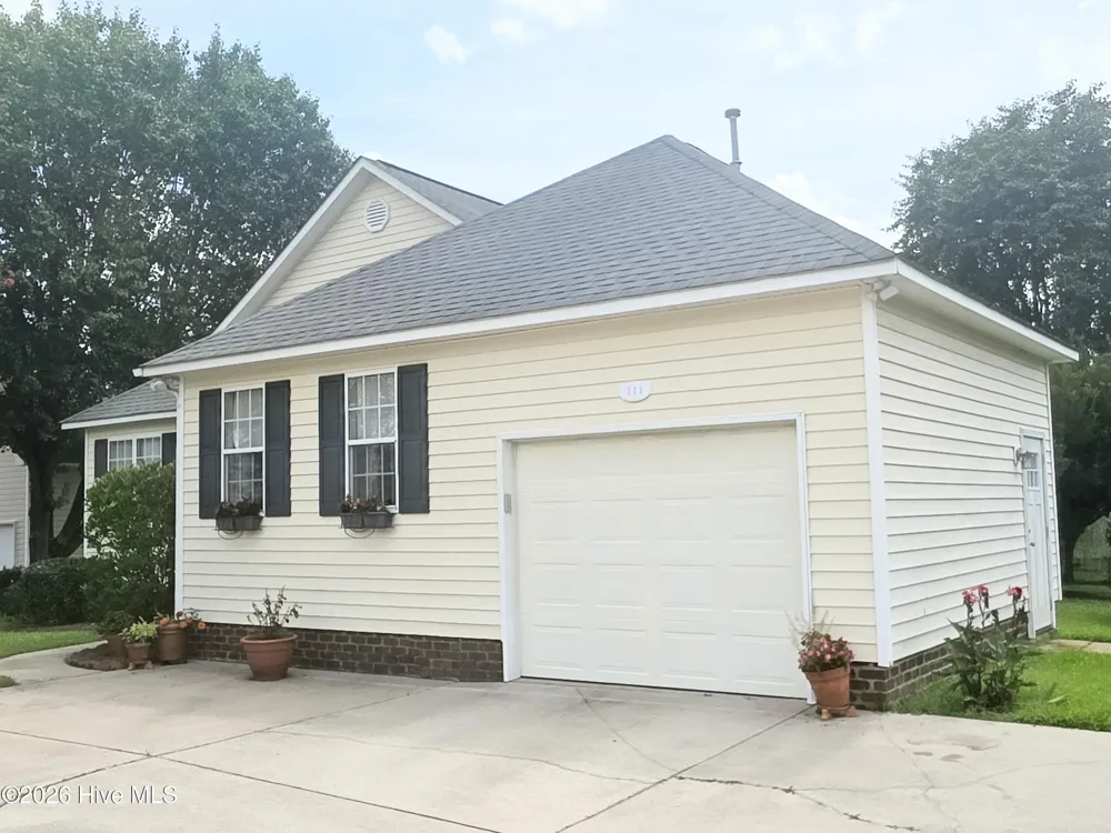 111 Canebrake Drive New Bern, NC 28562
