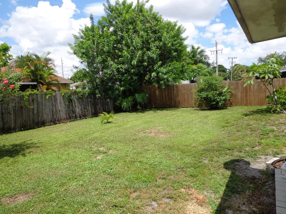 11751 Oleander Drive Royal Palm Beach, FL 33411