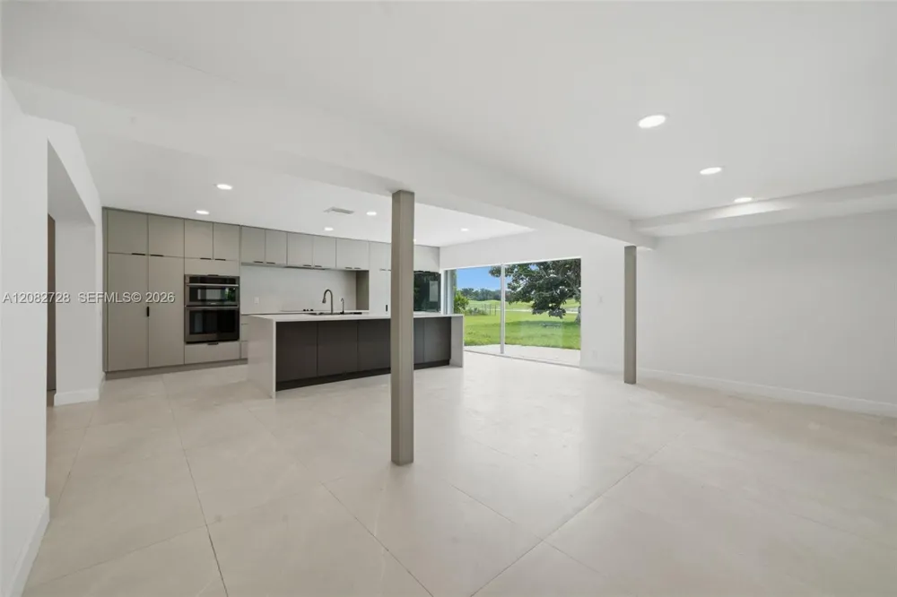 6700 E Tropical Way Plantation, FL 33317