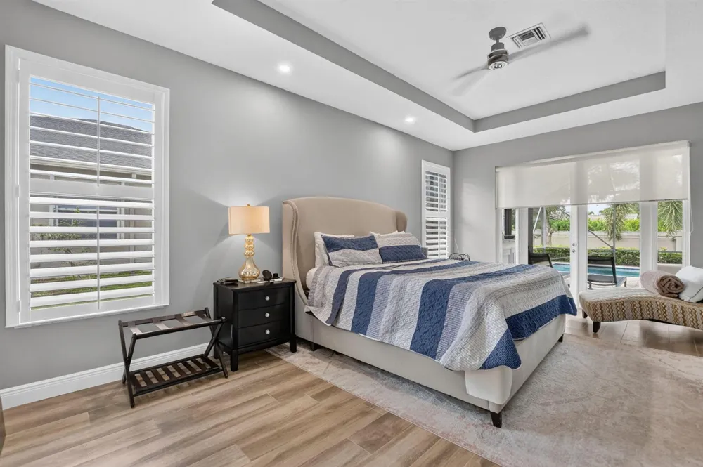10 LAKE EDEN DRIVE Boynton Beach, FL 33435