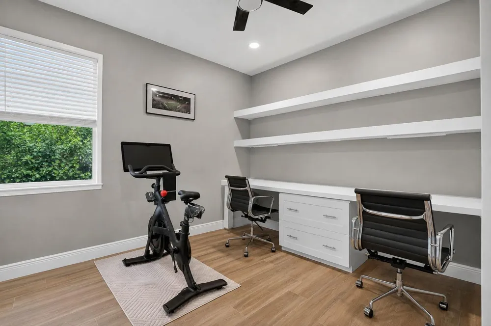 10 LAKE EDEN DRIVE Boynton Beach, FL 33435
