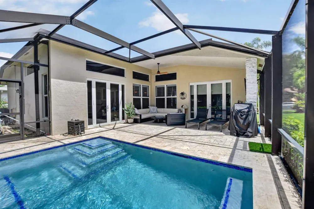 10 LAKE EDEN DRIVE Boynton Beach, FL 33435