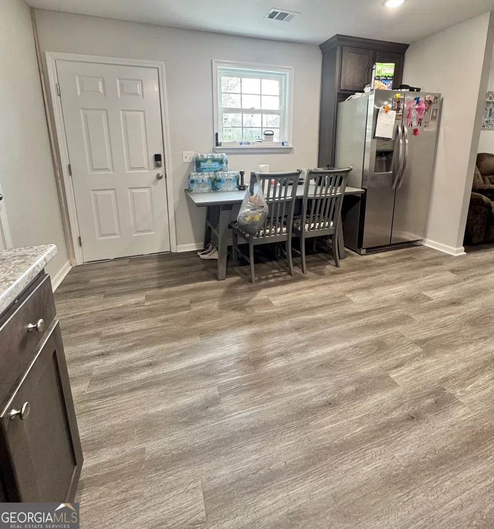 412 Morris ST Glennville, GA 30427