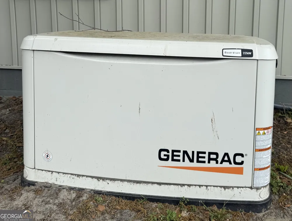 412 Morris ST Glennville, GA 30427