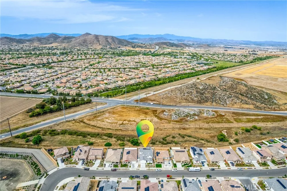 27215 Lost Palm Menifee, CA 92585