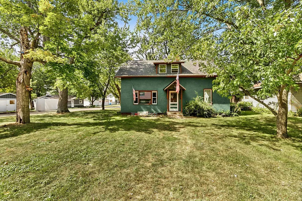 1029 River Avenue S Sauk Rapids, MN 56379