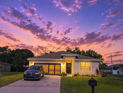 1017 SW Longfellow Road