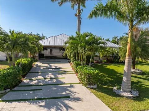 2126 SW 47th Street