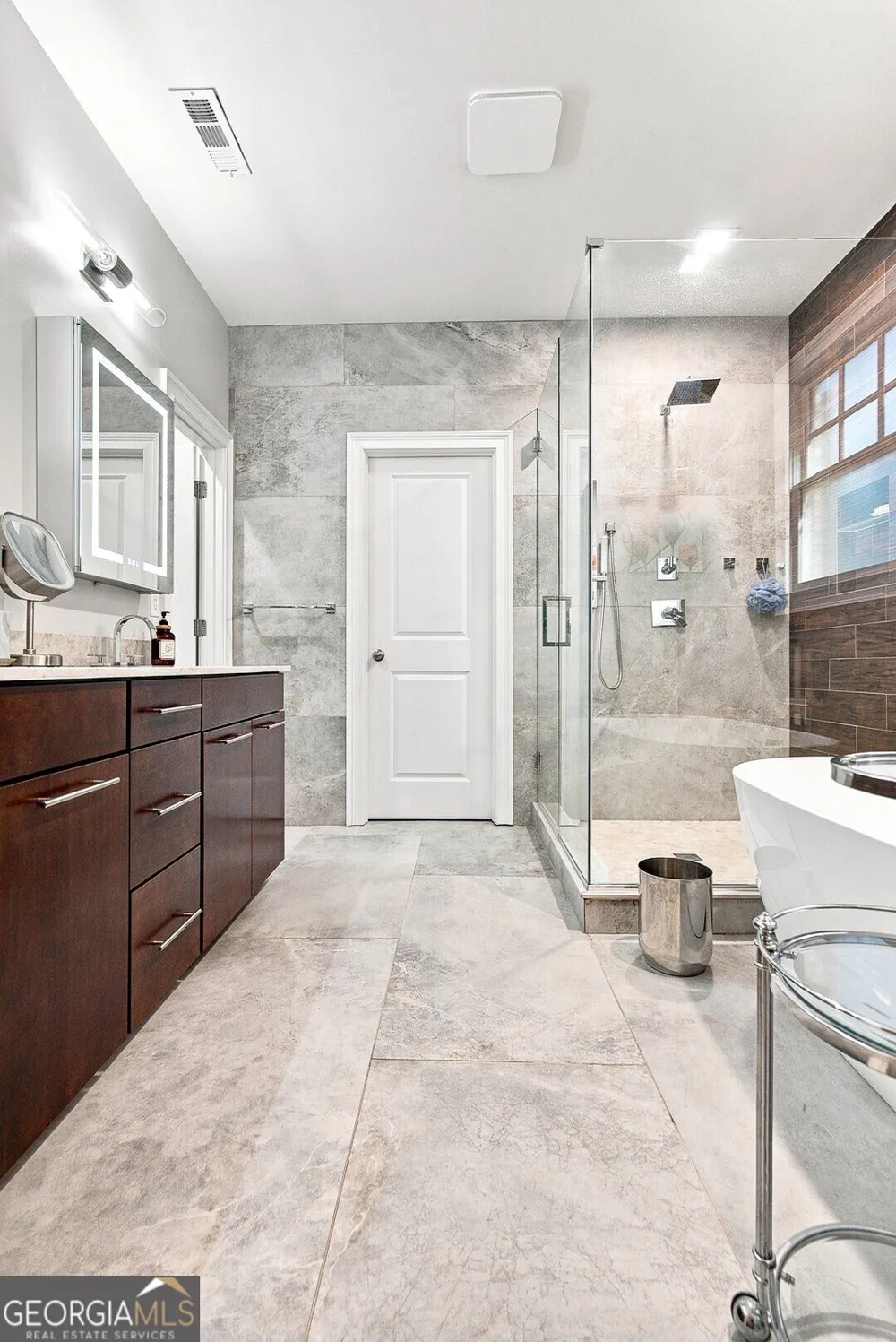 11715 Stratham DR Alpharetta, GA 30009