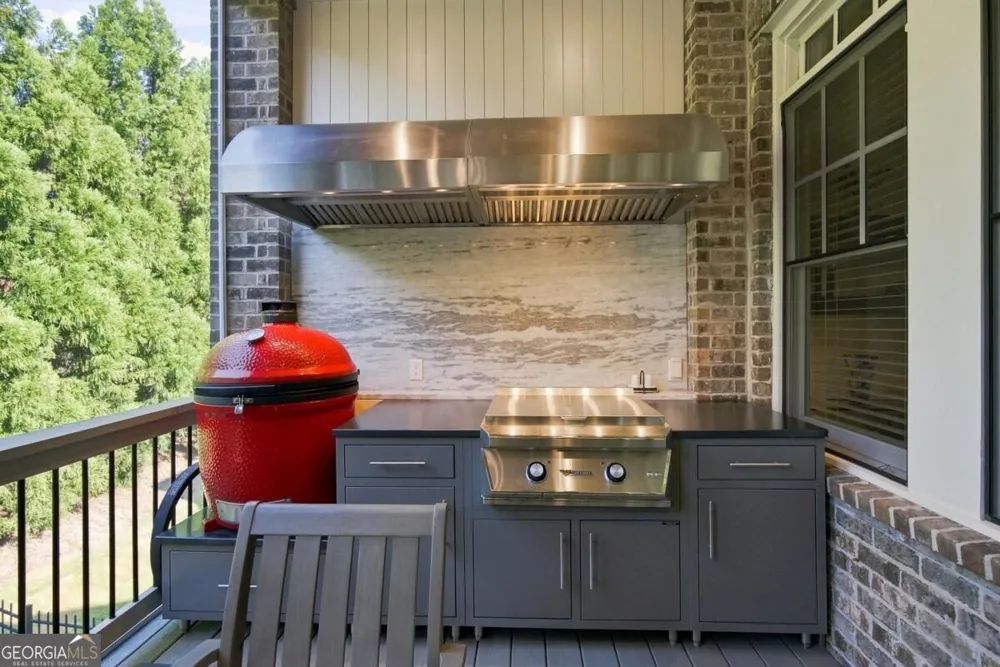 11715 Stratham DR Alpharetta, GA 30009