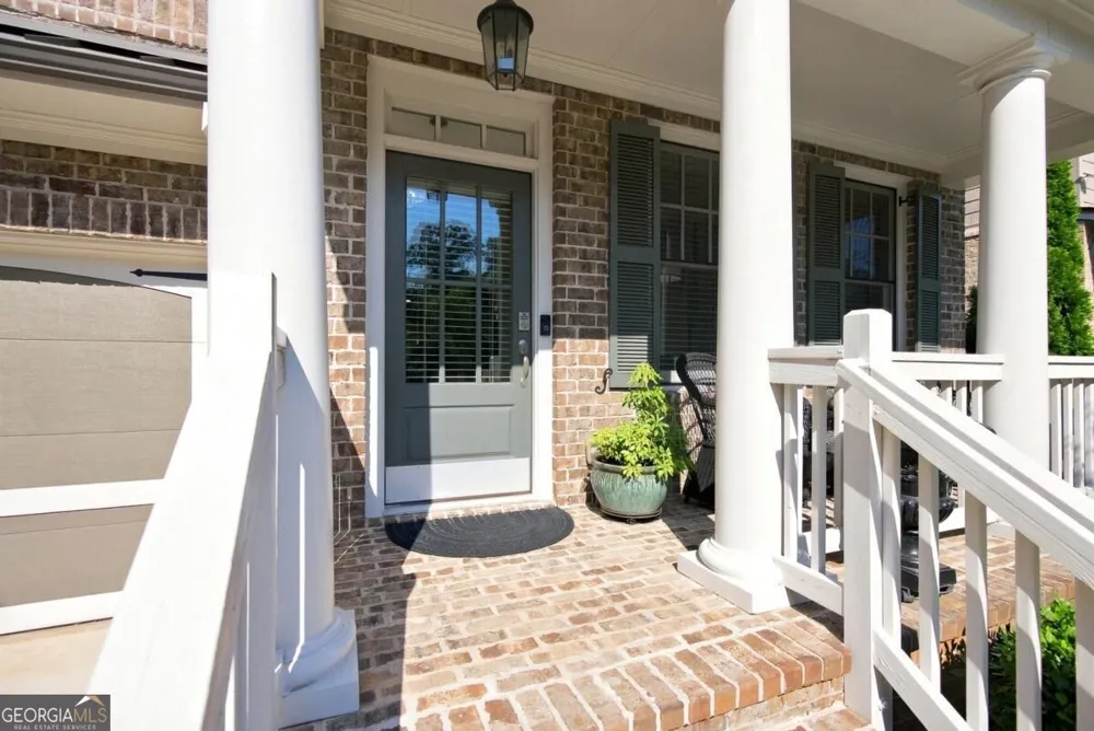 11715 Stratham DR Alpharetta, GA 30009