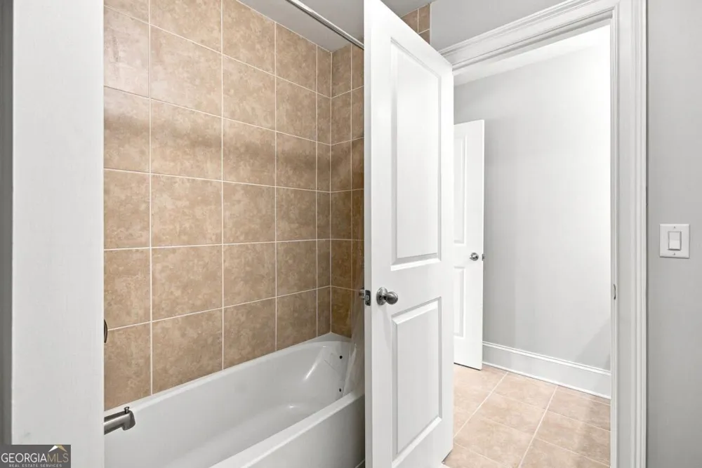 11715 Stratham DR Alpharetta, GA 30009