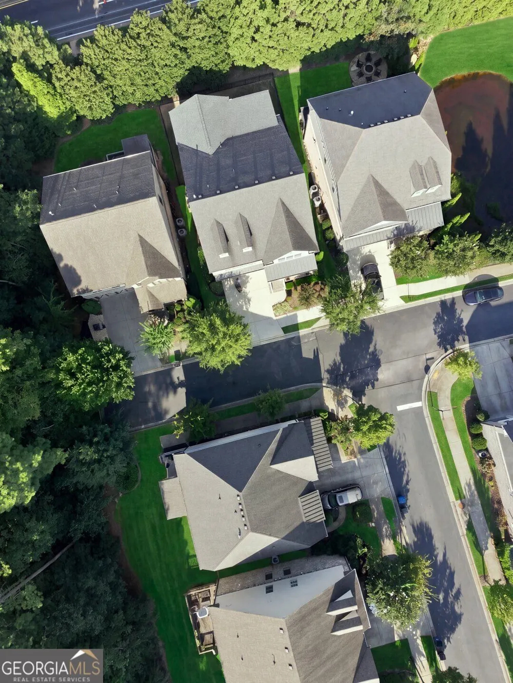 11715 Stratham DR Alpharetta, GA 30009