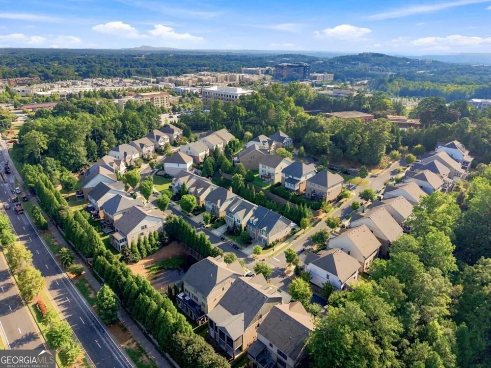 11715 Stratham DR Alpharetta, GA 30009