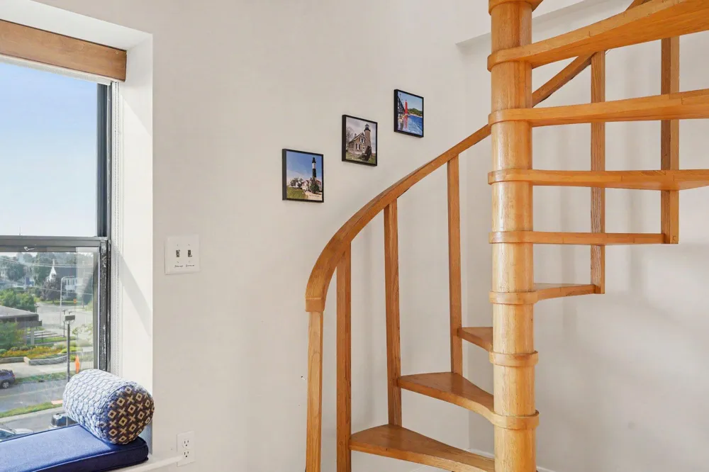 297 W Clay Avenue #404 Muskegon, MI 49440