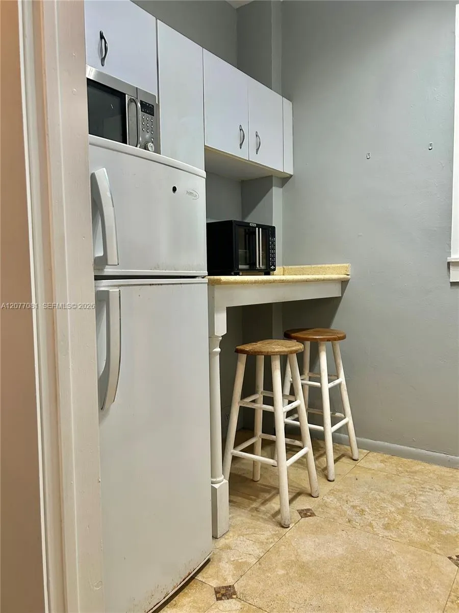 536 14th St #107 Miami Beach, FL 33139
