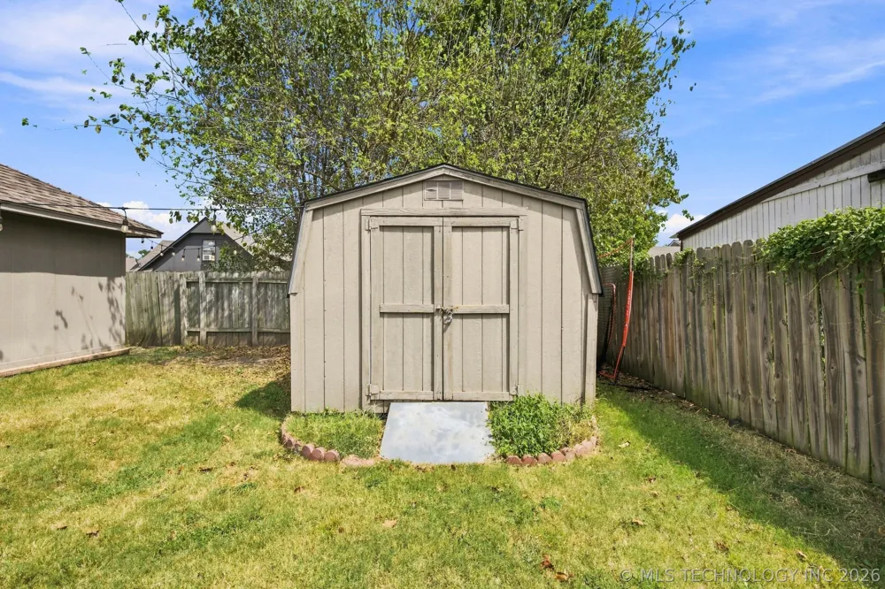 474 E 142nd Place Glenpool, OK 74033