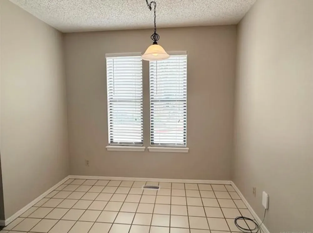 5255 Nowata Road #K102 Bartlesville, OK 74006