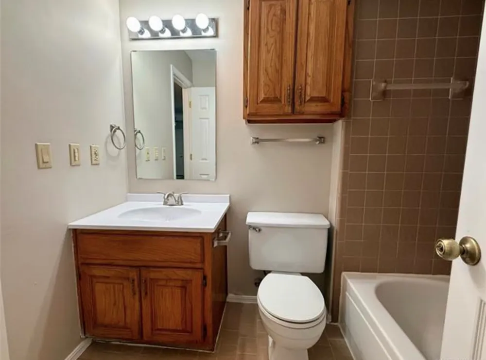 5255 Nowata Road #K102 Bartlesville, OK 74006