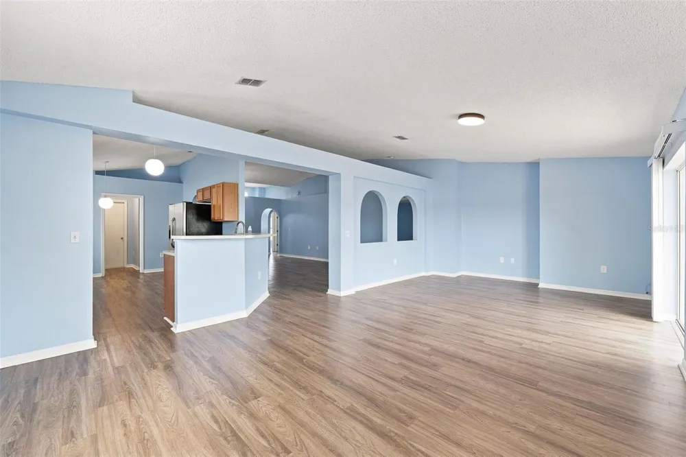 12639 LAKE VISTA DRIVE Gibsonton, FL 33534