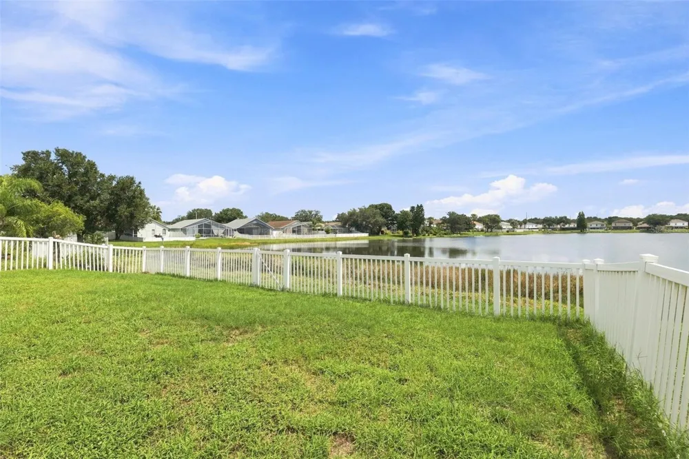 12639 LAKE VISTA DRIVE Gibsonton, FL 33534
