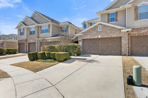 6225 Madrone Court