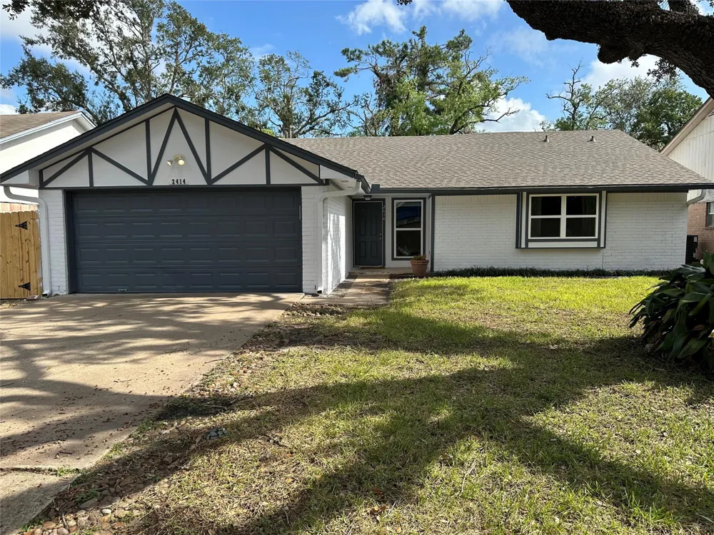 2414 Manila Lane Houston, TX 77043