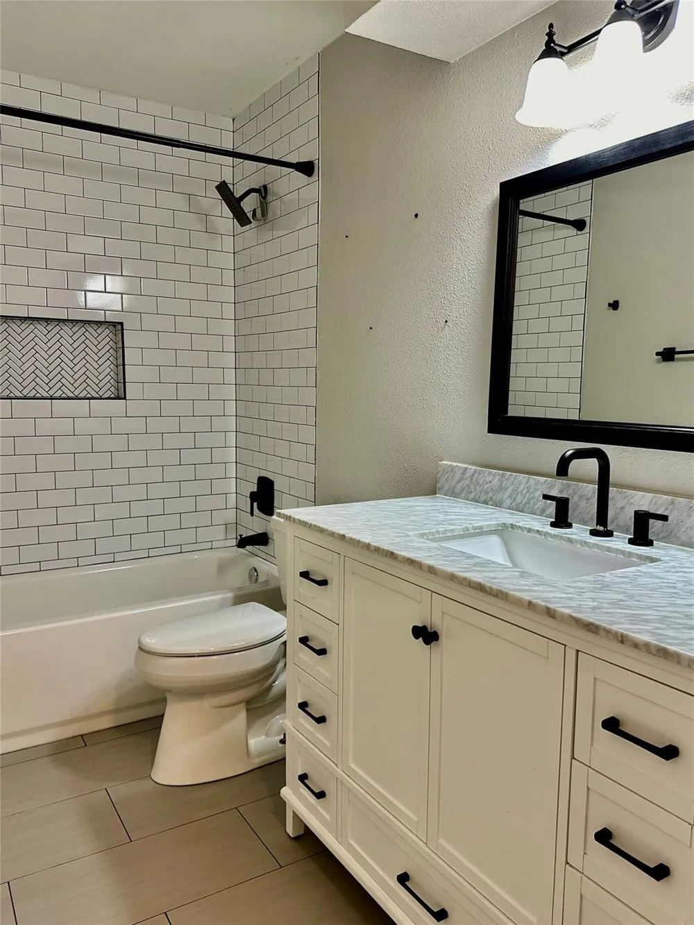2414 Manila Lane Houston, TX 77043