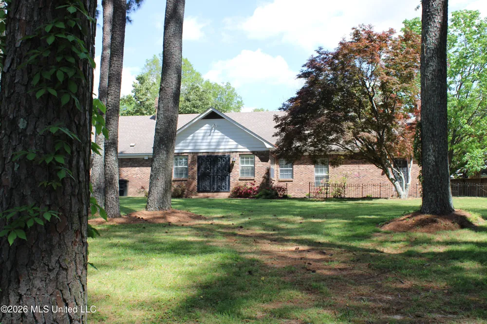 220 Flushing Cove Hernando, MS 38632