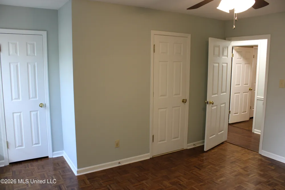 220 Flushing Cove Hernando, MS 38632