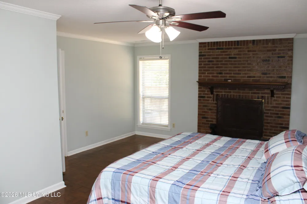 220 Flushing Cove Hernando, MS 38632