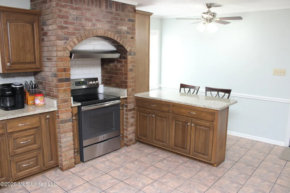 220 Flushing Cove Hernando, MS 38632