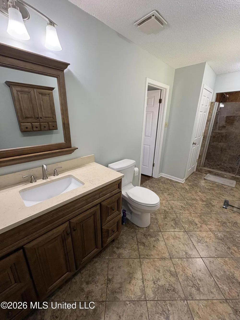 220 Flushing Cove Hernando, MS 38632
