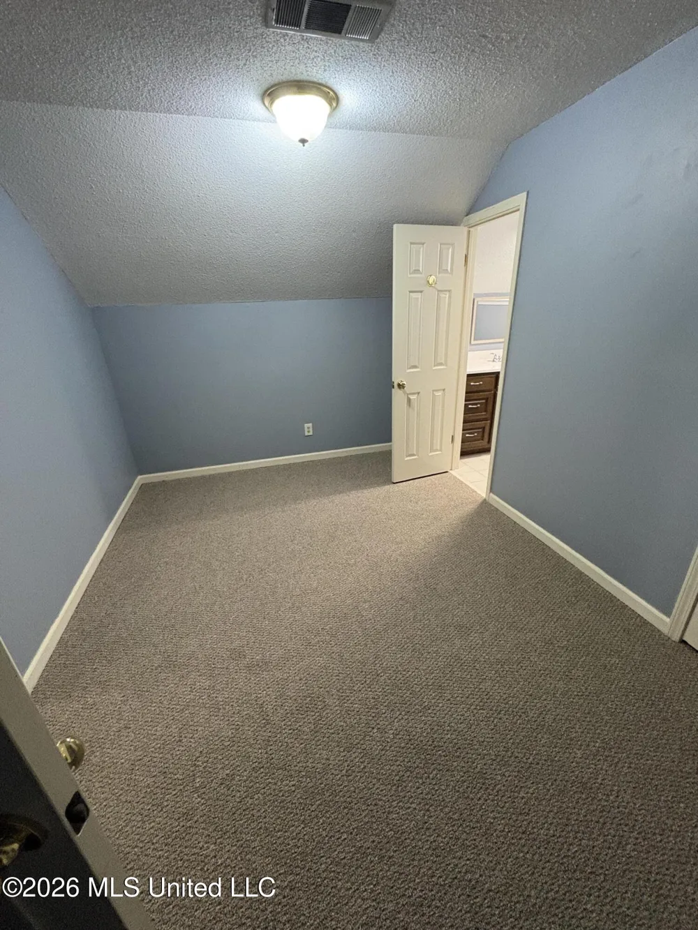 220 Flushing Cove Hernando, MS 38632
