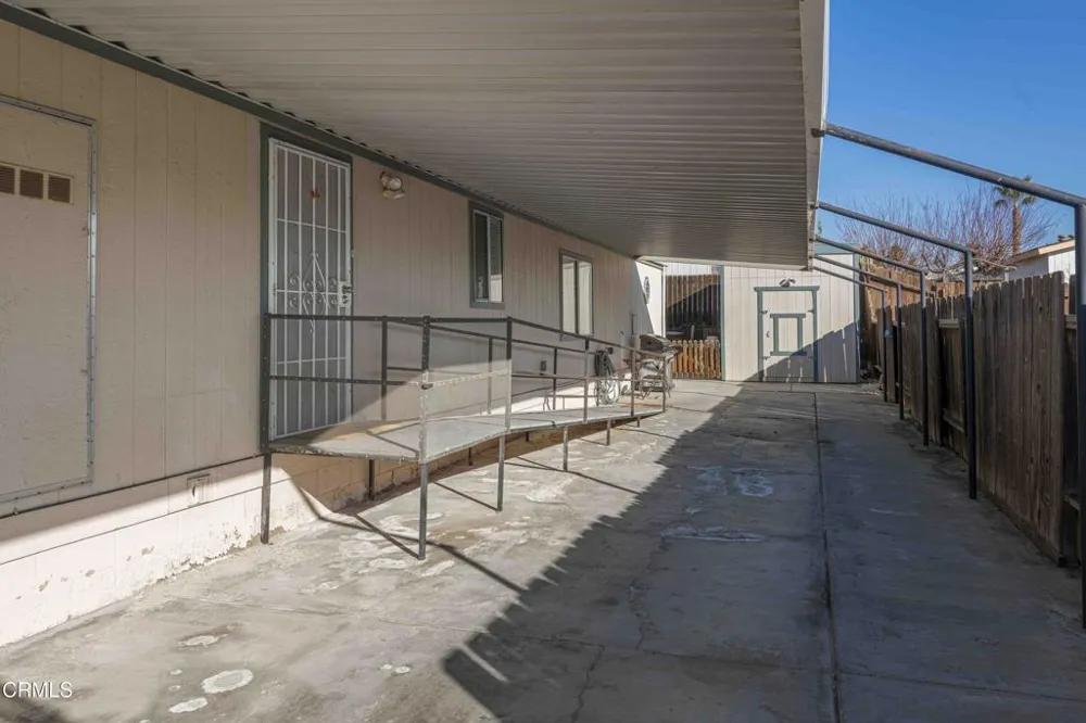 9205 Eastwind Circle Bakersfield, CA 93306