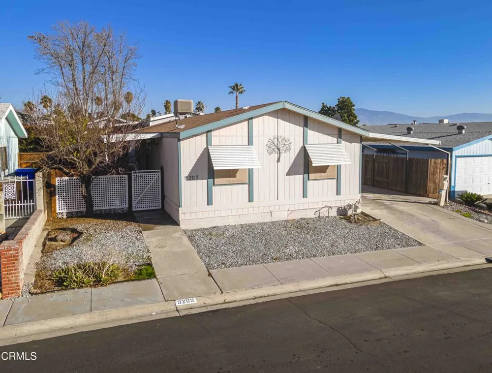 9205 Eastwind Circle Bakersfield, CA 93306