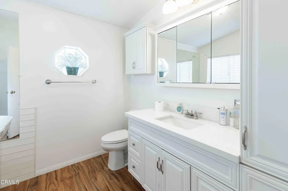 9205 Eastwind Circle Bakersfield, CA 93306