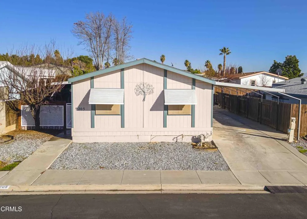 9205 Eastwind Circle Bakersfield, CA 93306