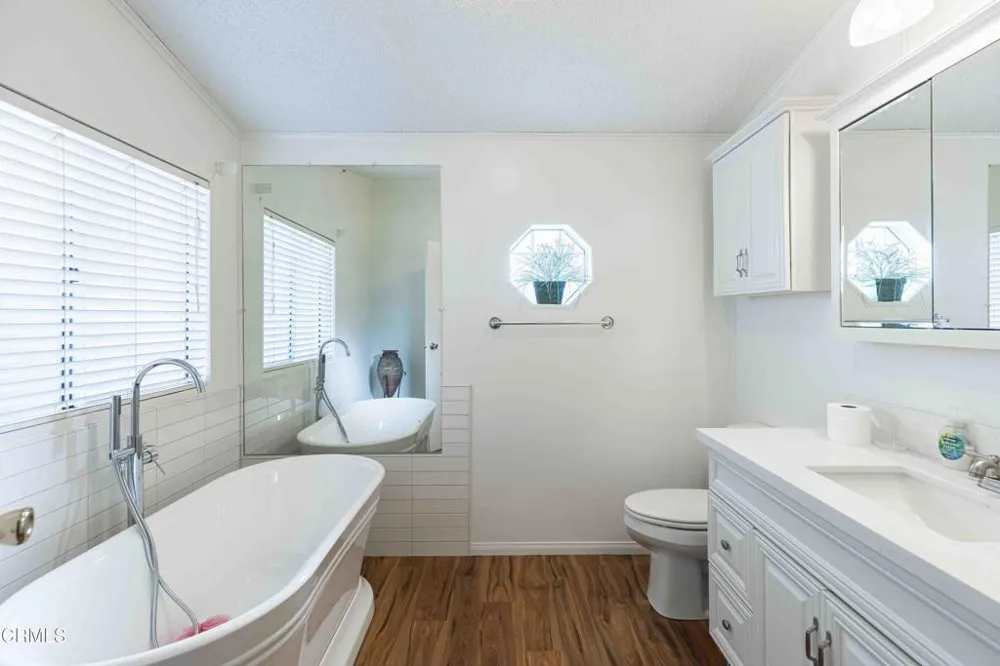 9205 Eastwind Circle Bakersfield, CA 93306