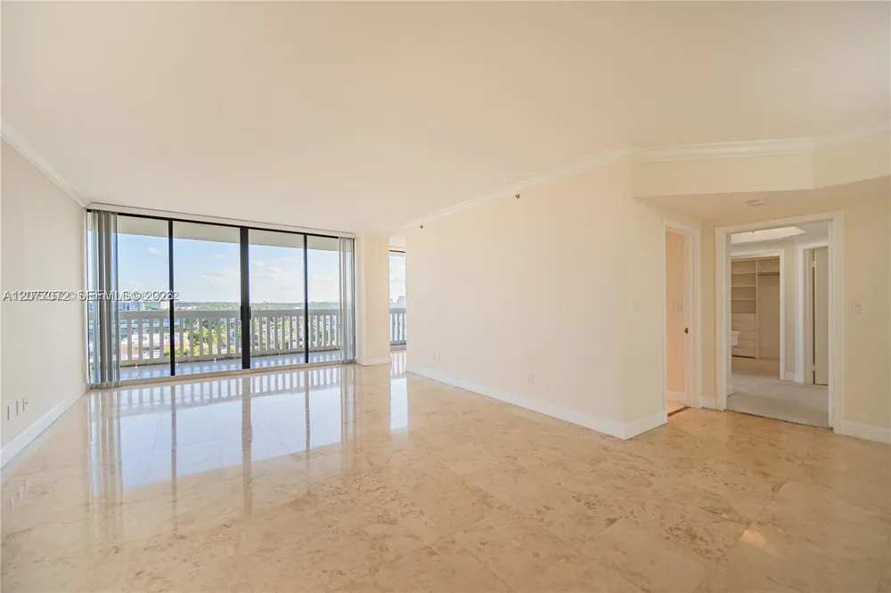 2000 Island Blvd #908 Aventura, FL 33160