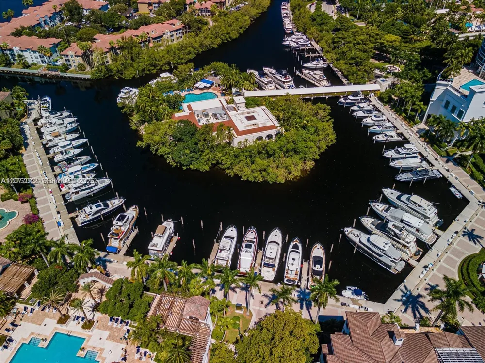 2000 Island Blvd #908 Aventura, FL 33160