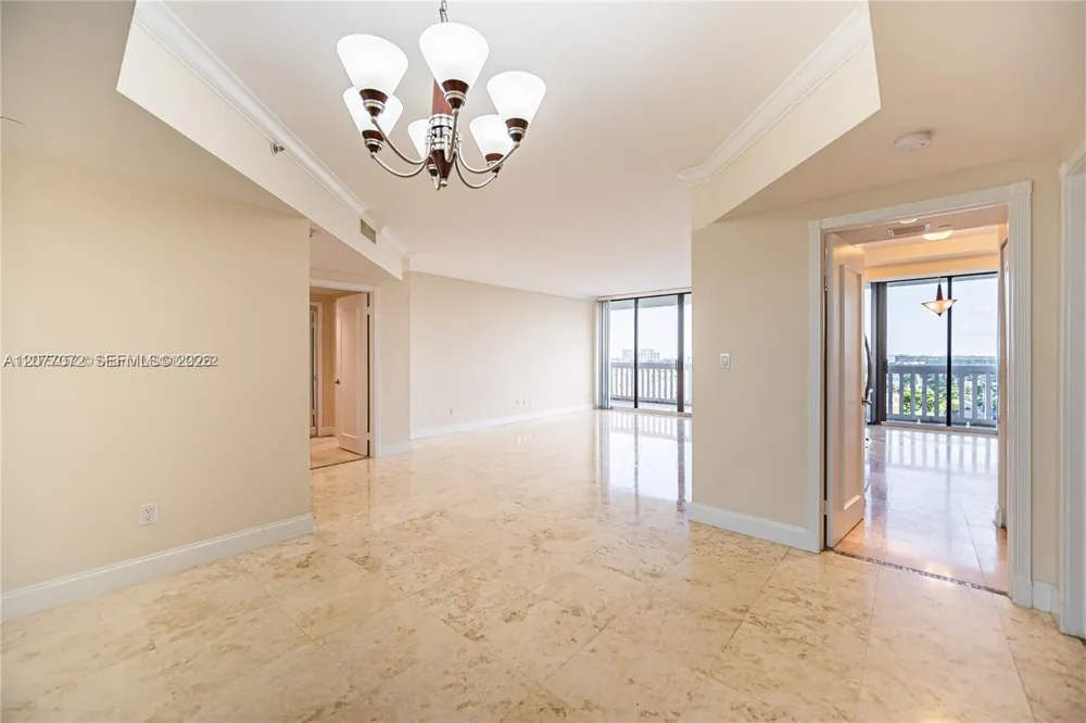 2000 Island Blvd #908 Aventura, FL 33160