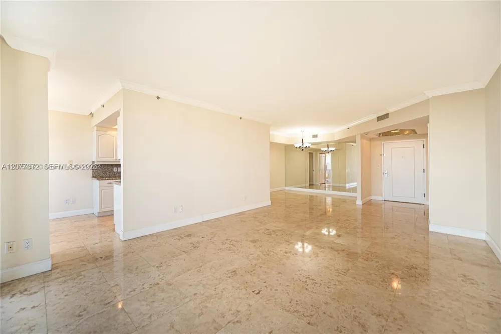 2000 Island Blvd #908 Aventura, FL 33160