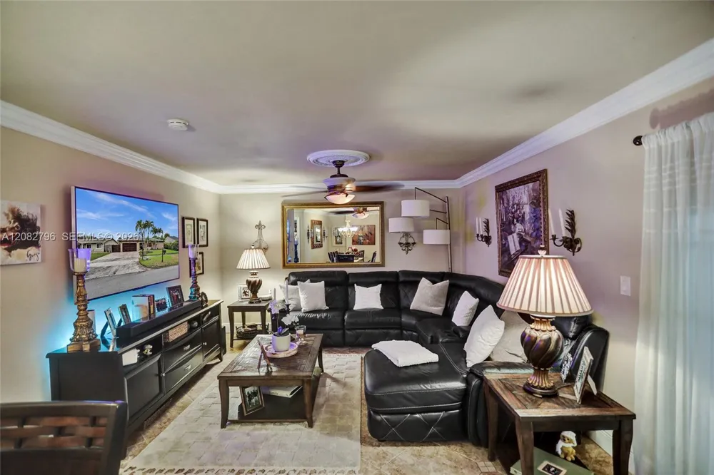 11525 SW 54th St Cooper City, FL 33330