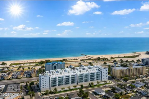 432 Ocean Boulevard #PH 611