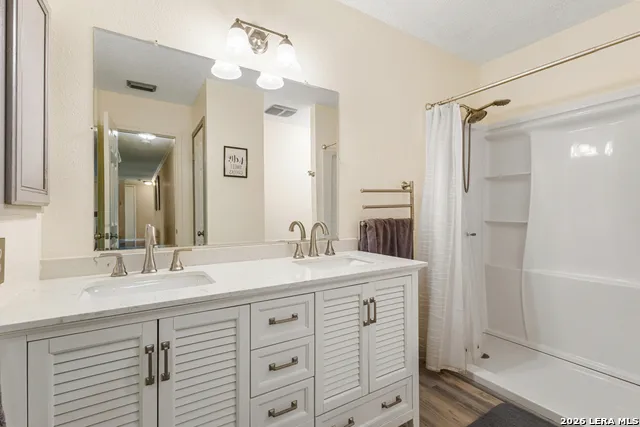 2802 Redsky Pass San Antonio, TX 78259