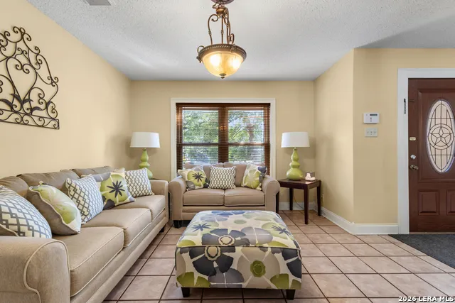 2802 Redsky Pass San Antonio, TX 78259