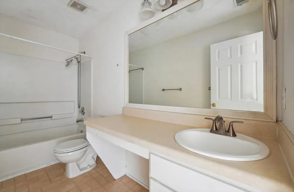 4255 Old House Drive Conley, GA 30288