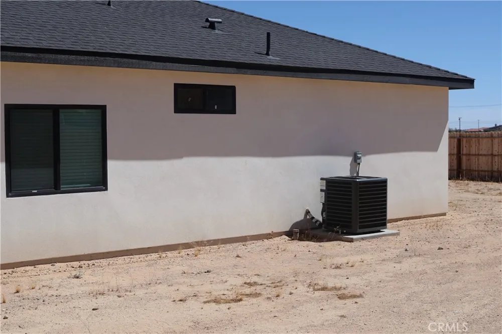 9736 Nipa ave California City, CA 93504